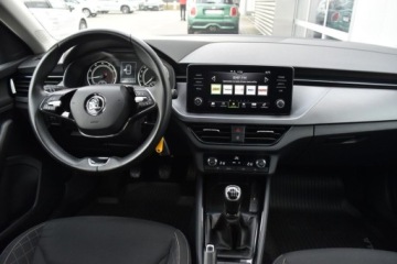 Skoda Scala Hatchback 1.0 TSI 110KM 2023 Skoda Scala SalonPL 1.0TSI 110KM Ambition Comfort Czujniki Smartlink Boler, zdjęcie 9