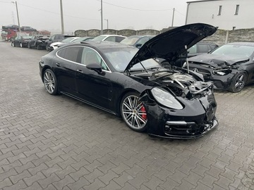 Porsche Panamera II Executive 4.0 550KM 2017 Porsche Panamera Turbo Burmester Karbon 549KM, zdjęcie 3