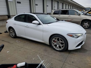 Alfa Romeo Giulia II Sedan Facelifting 2.0 Turbo 280KM 2021 Alfa Romeo Giulia Ti 2021 2.0l 2.0 Benzyna 280KM, zdjęcie 4