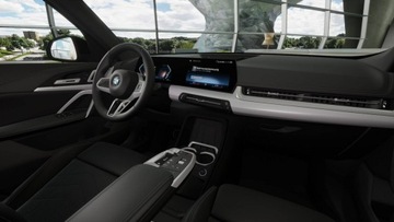 BMW X1 U11 Crossover 2.0 18d 150KM 2024 BMW X1 sDrive18d DEMO - Koła zimowe w cenie!, zdjęcie 13