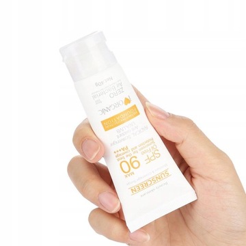 SPF 50 + СОЛНЦЕЗАЩИТНЫЙ КРЕМ ЗАЩИТА ОТ УФ-ИЗЛУЧЕНИЯ