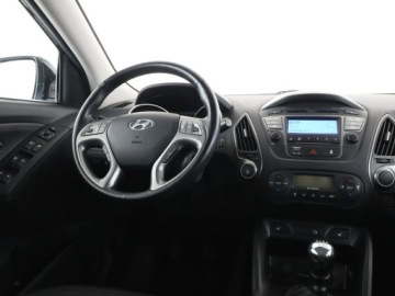 Hyundai ix35 SUV Facelifting 1.7 CRDi 115KM 2015 Hyundai ix35 klima auto grzane fotele czujniki, zdjęcie 15