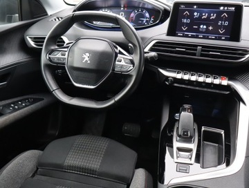 Peugeot 3008 II Crossover 1.2 PureTech 130KM 2020 Peugeot 3008 1.2 PureTech, Salon Polska, zdjęcie 6