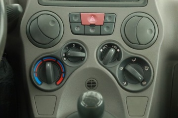 Fiat Panda I Hatchback 1.1 Selecta CLX 55KM 2003 Fiat Panda 1.1, Salon Polska ,Bezkolizyjny, zdjęcie 8