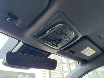 Toyota C-HR II SUV 2.0 Hybrid Dynamic Force 197KM 2024 Toyota C-HR 2.0 Hybrid GR Sport 2.0 Hybrid Dynamic, zdjęcie 22