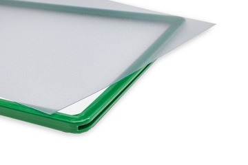 RAMKA PLAKATOWA A4 MAGNETYCZNA ZIELONA + KIESZEŃ ZABEZPIECZAJĄCA PLAKAT