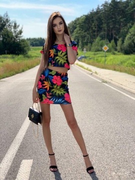 КОМПЛЕКТ короткая БЛУЗКА ТОП + МИНИ-ЮБКА на резинке ЦВЕТЫ S/M