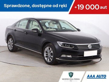 Volkswagen Passat B8 Limousine 1.8 TSI BlueMotion Technology 180KM 2017 VW Passat 1.8 TSI, Salon Polska, Serwis ASO