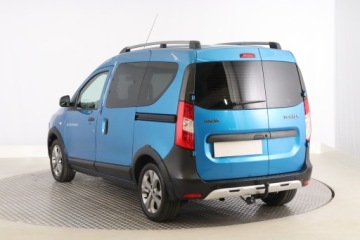 Dacia Dokker Mikrovan TCe 115KM 2016 Dacia Dokker 1.2 TCe, Navi, Klima, Tempomat, zdjęcie 3
