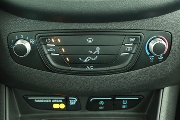 Ford Tourneo Courier I Mikrovan Facelifting 1.5 Duratorq TDCi 100KM 2019 Ford Tourneo Courier 1.5 TDCI, Salon Polska, zdjęcie 13