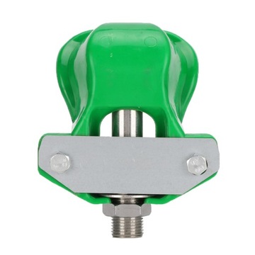 Поилка для свиней.