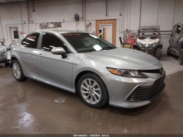 Toyota Camry IX 2023 Toyota Camry 2023 TOYOTA CAMRY LE 2.5 Benzyna 202KM, zdjęcie 1