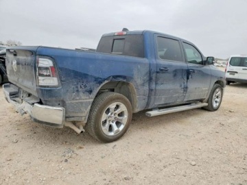  RAM 1500 Lone Star 2022 5.7 Benzyna 395KM, zdjęcie 3