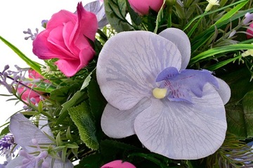 КОМПОЗИЦИЯ КЛАДБИЩЕ ДЕКРЕАЦИЯ ЦВЕТЫ ИСКУССТВЕННЫЕ ЛИСТЬЯ РОЗА ОРХИДЕЯ