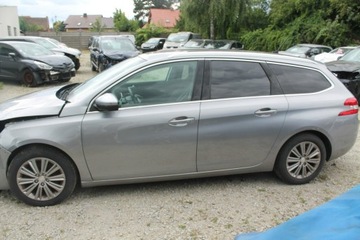 Peugeot 308 II SW 2.0 BlueHDi 150KM 2017 Peugeot 308 ROK 2017 POJ 2,0 150KM, zdjęcie 7