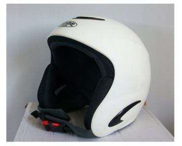 KASK NARCIARSKI OSBE STYLE WŁOCHY BIAŁY 54 CM