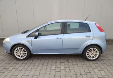 Fiat Punto Grande Punto Hatchback 5d 1.4 16V 95KM 2007 Fiat Punto Fiat Punto III Klima , 1,4benznya 1.4 Benzyna 95KM, zdjęcie 1