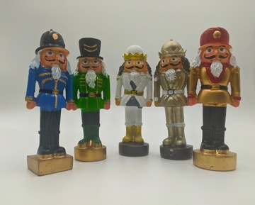 ЩЕЛКУНЧИК 15 см РОЖДЕСТВЕНСКОЕ УКРАШЕНИЕ zie