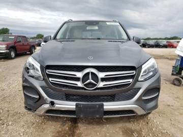Mercedes GLE W166/C292 2017 Mercedes-Benz GLE Mercedes-Benz GLE 350 3.5 Benzyna 302KM, zdjęcie 1