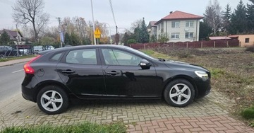 Volvo V40 II Hatchback Facelifting 2.0 D2 120KM 2018 Volvo V40 2018 r. Full LED SKORA nawigacja 2.0 Diesel 120KM, zdjęcie 2