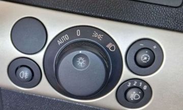 Opel Astra H Cabrio 1.8 ECOTEC 140KM 2008 Opel Astra GTC 1.8 16V 140KM Automat Tempomat 1.8 Benzyna 140KM, zdjęcie 11