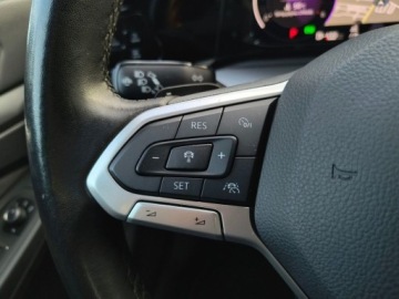 Volkswagen Golf VIII Alltrack 2.0 TDI 200KM 2022 Volkswagen Golf Alltr. 4Mot. ASO 2.0TSI 200KM bezwypadkowy pakiety panoram, zdjęcie 34