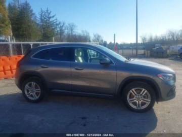 Mercedes GLA II 2023 Mercedes-Benz GLA 2023r., 4x4, 2.0L 2.0 Benzyna 221KM, zdjęcie 4