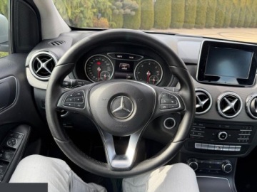Mercedes Klasa B W246 Sports Tourer 180 CDI 109KM 2015 Mercedes-Benz Klasa B 180 CDI 7G-DCT 109KM 2015r, zdjęcie 6