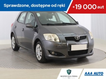 Toyota Auris I Hatchback 1.6 i 16V VVT-i 124KM 2006 Toyota Auris 1.6 Dual VVT-i, Klima, Klimatronic