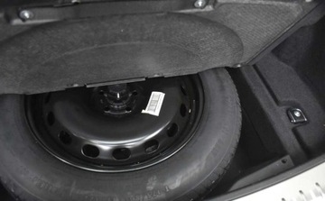 Land Rover Range Rover Velar SUV 2.0 Si4 300KM 2017 Land Rover Range Rover Velar Land Rover Range Rover Velar 2.0 Si4 GPF R-Dy, zdjęcie 28