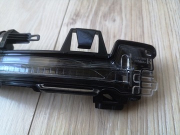 Указатель ПОВОРОТА POLESTAR 1, ЗЕРКАЛО ПРАВОЕ, OE