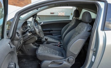 Opel Corsa D Hatchback 1.4 Twinport ECOTEC 100KM 2011 Opel Corsa 1,4 LPG Lift 2011 r. 1.4 BenzynaLPG 100KM, zdjęcie 6