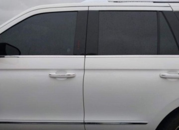 Lincoln Navigator III 2021 Lincoln Navigator 2021, 3.5L, 4x4, RESERVE, od ubezpieczalni 3.5 Benzyna, zdjęcie 1