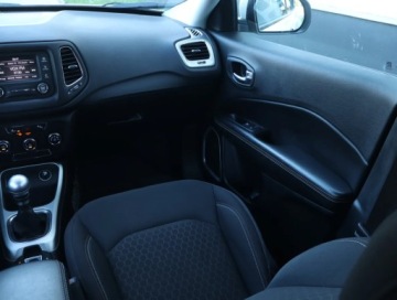 Jeep Compass II SUV 1.4 MultiAir 140KM 2017 Jeep Compass 1.4 MultiAir, Klima, Tempomat, zdjęcie 7
