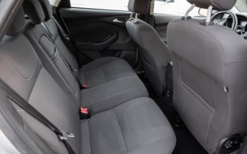 Ford Focus III Kombi 1.6 Duratorq TDCi DPF 115KM 2011 Ford Focus 1.6TDCI 116KM Navi Climatron ALu Pdc Serwis Gwarancjia 1.6, zdjęcie 24