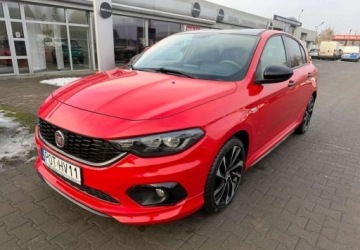 Fiat Tipo II Hatchback 1.4 T-Jet 120KM 2019 Fiat Tipo Fiat Tipo 1.4 T-Jet 16v Sport 1.4 Benzyna 120KM