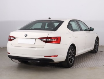 Skoda Superb III Liftback Facelifting 1.5 TSI 150KM 2019 Skoda Superb 1.5 TSI, Salon Polska, Automat, zdjęcie 4