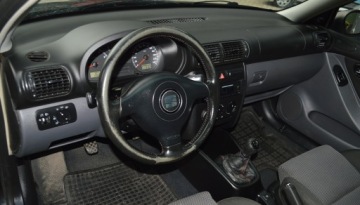 Seat Leon I Hatchback 1.6 105KM 2003 SEAT LEON (1M1) 1.6 16 V 105 KM, zdjęcie 28