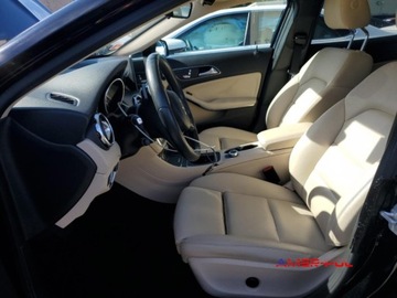 Mercedes GLA I 2018 Mercedes-Benz GLA 2018 r.,2,0L 250 4MATIC 2.0 Benzyna 221KM, zdjęcie 8