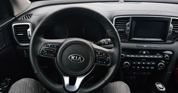 Kia Sportage IV SUV 2.0 CRDi 185KM 2017 Kia Sportage 2.0d 44 skora, siedzenia podgrzewane solardach 2.0 Diesel, zdjęcie 19