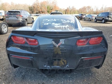 Chevrolet Corvette C7 2015 Chevrolet Corvette Stingray 2LT 2015 6.2l 6.2 Benzyna 455KM, zdjęcie 2