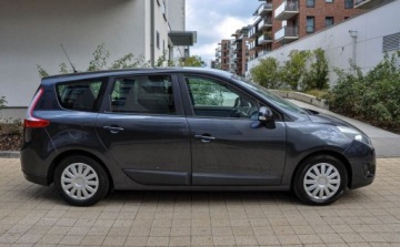 Renault Scenic II 1.5 dCi 105KM 2009 Renault Scenic Bezwypadkowy 7-osobowy 1.5 Diesel 106KM, zdjęcie 7