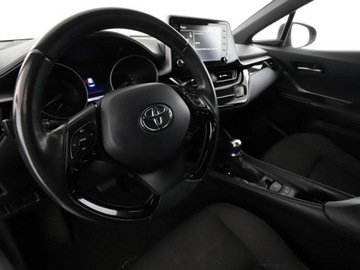 Toyota C-HR I Crossover Facelifting 2.0 Hybrid Dynamic Force 184KM 2020 Toyota C-HR 184KM kamera grzane fotele ACC, zdjęcie 13