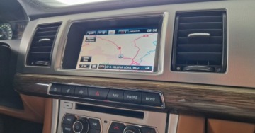Jaguar XF I Sportbrake 3.0 D V6 240KM 2015 Jaguar XF XF Sportbrake 3.0 V6 Diesel 241 KM RWD Skorzana tapicerka Kamera, zdjęcie 19
