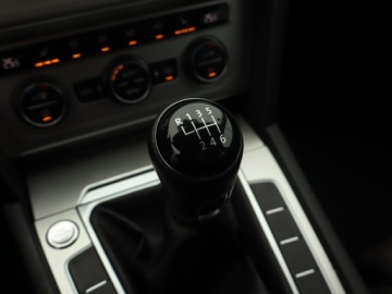 Volkswagen Passat B8 Variant 2.0 TDI BlueMotion SCR 190KM 2016 VW Passat 2.0 TDI, Serwis ASO, 187 KM, Navi, zdjęcie 17
