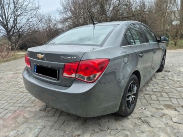 Chevrolet Cruze Sedan 2.0 TD 150KM 2010 Chevrolet Cruze Chevrolet Cruze 2,0 Diesel Zadbany Zamiana 2.0 Diesel 150KM, zdjęcie 3