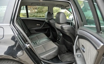 BMW Seria 5 E60 Touring 525 d 197KM 2007 BMW Seria 5 3,0D Lift 3.0 Diesel 197KM, zdjęcie 11