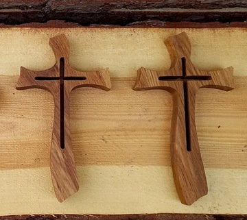 Крест деревянный, дуб, ручная работа.
