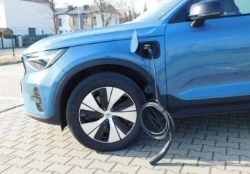 Volvo XC40 Crossover Plug-In Facelifting 1.5 T4 211KM 2023 Volvo XC 40 1,5T4 210KM z Gwarancja Bezwypadkowy Model 2024r 1.5 210KM, zdjęcie 1