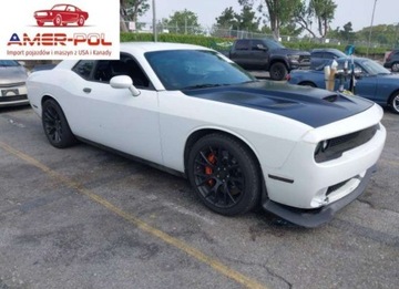 Dodge Challenger III 2018 Dodge Challenger SRT Hellcat 2018 6.2l 6.2 Benzyna 707KM